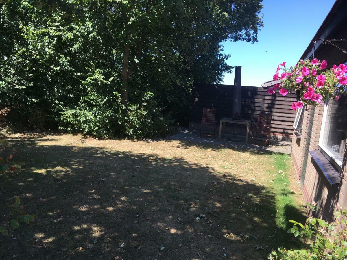 Bungalow Halfweg Ballum Exterior photo